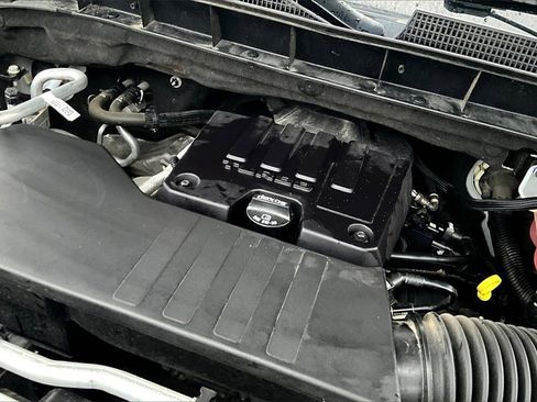 Used 2023 GMC Sierra 1500 Elevation image 35