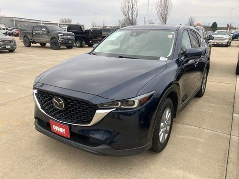 Used 2023 MAZDA CX-5 AWD 2.5 S w/ Preferred Package image 3