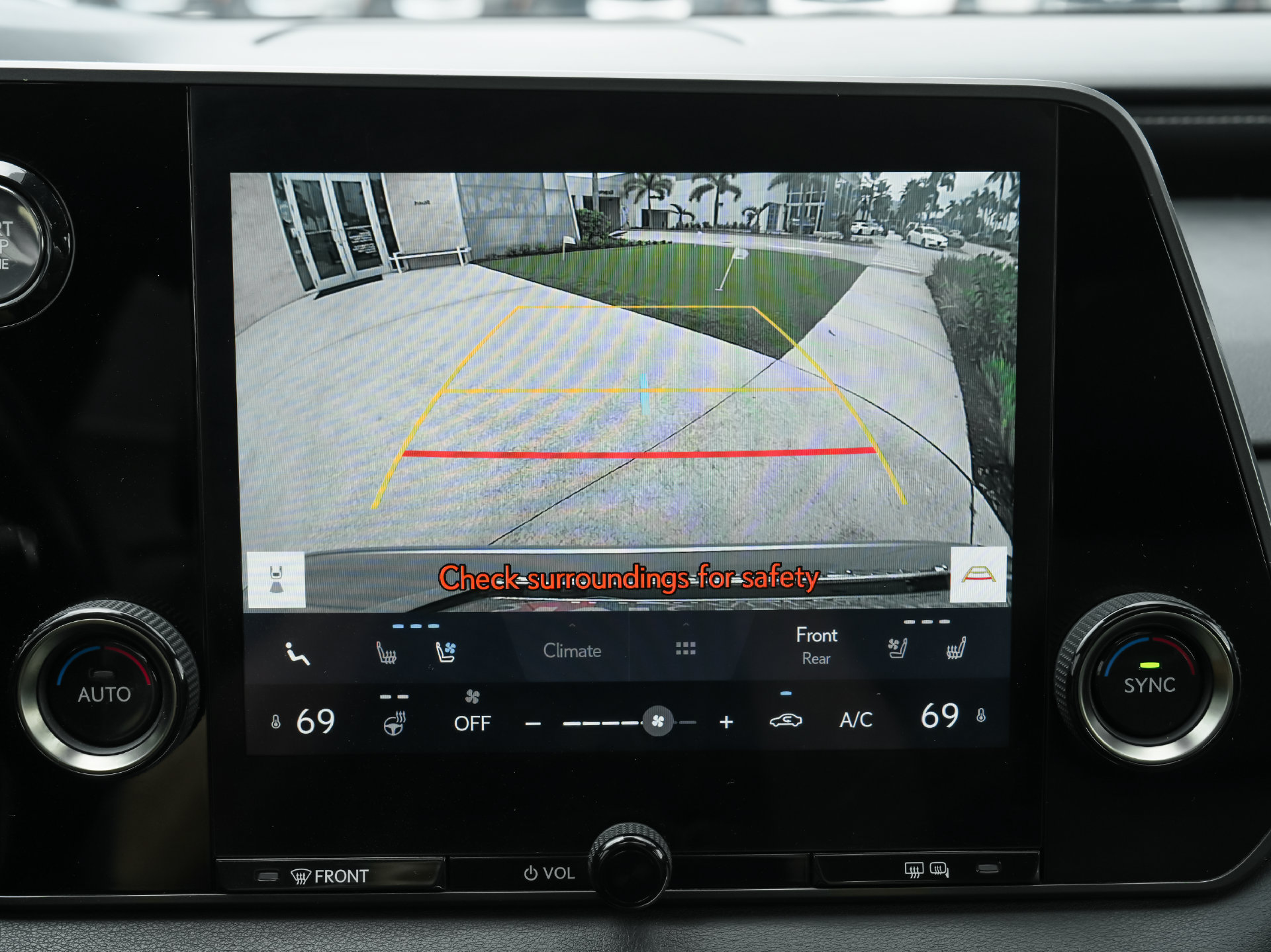 Used 2023 Lexus RX 350 Premium w/ Accessory Package AWD/4WD image 17