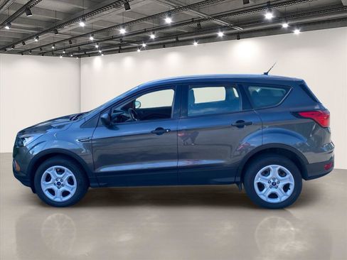 Used 2019 Ford Escape S FWD image 4