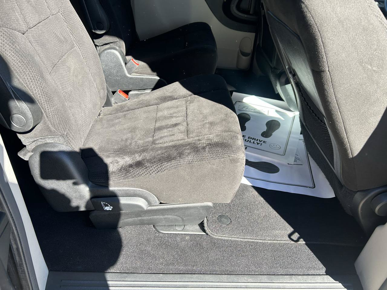 Used 2013 Dodge Grand Caravan SXT FWD image 11