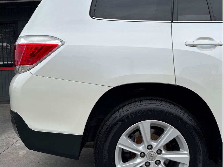 Used 2013 Toyota Highlander SE FWD image 45