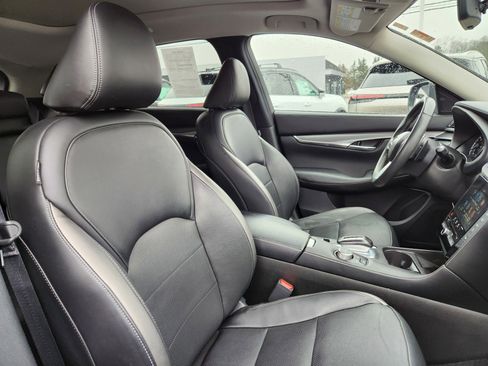 Used 2023 INFINITI QX50 Luxe image 16