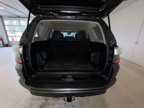Used 2014 Toyota 4Runner SR5 Premium AWD/4WD image 24
