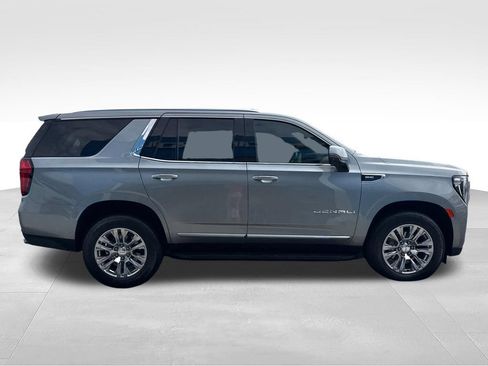 Used 2023 GMC Yukon Denali AWD/4WD image 15
