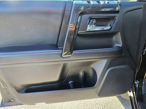 Used 2022 Toyota 4Runner TRD Pro AWD/4WD image 15