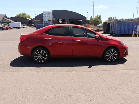 Used 2019 Toyota Corolla SE FWD image 4