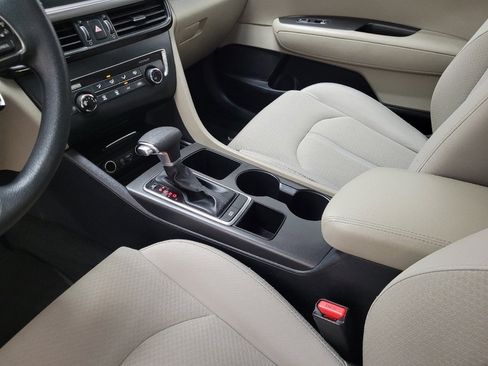 Used 2017 Kia Optima LX FWD image 26