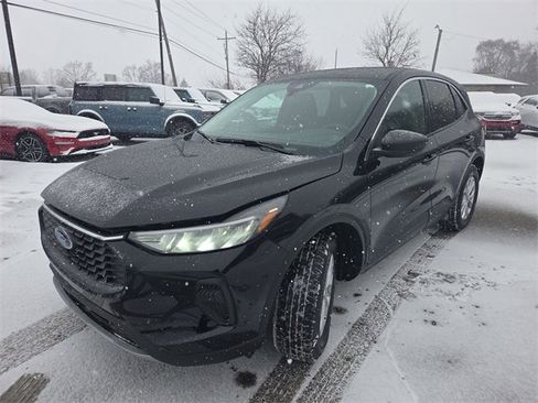 Certified 2023 Ford Escape Active image 10