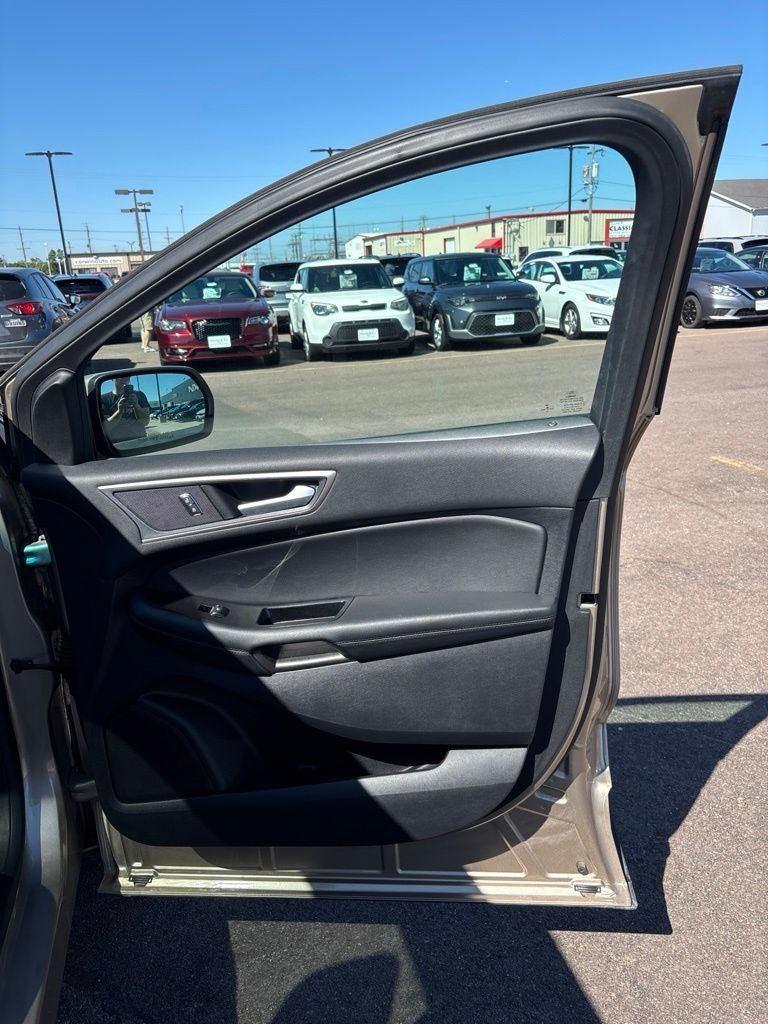 Used 2020 Ford Edge SEL w/ Convenience Package AWD/4WD image 31