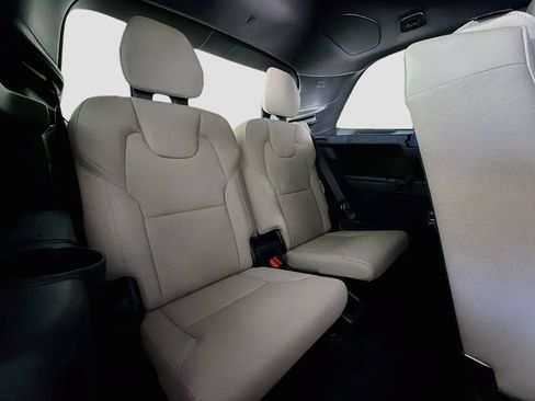 New 2026 Volvo XC90 B6 Plus w/ Protection Package Premier AWD/4WD image 29