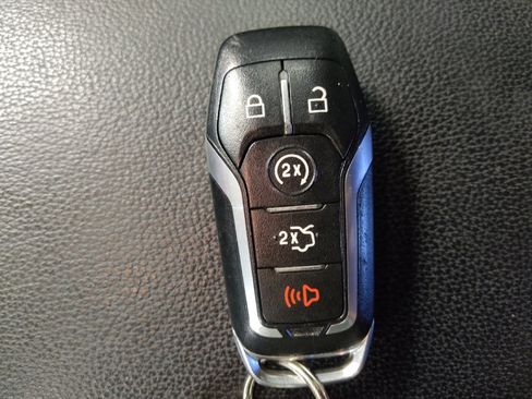 Used 2016 Ford Explorer Sport w/ Equipment Group 401A AWD/4WD image 32