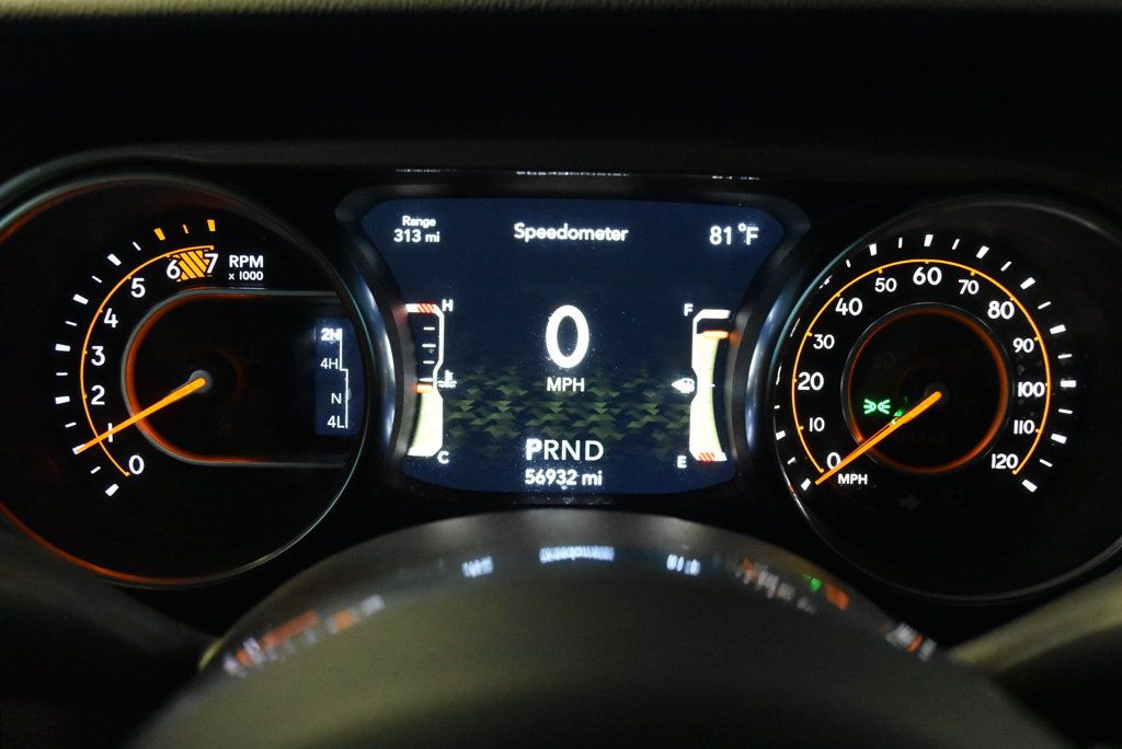 Used 2021 Jeep Wrangler Unlimited Sahara w/ LED Lighting Group AWD/4WD image 18
