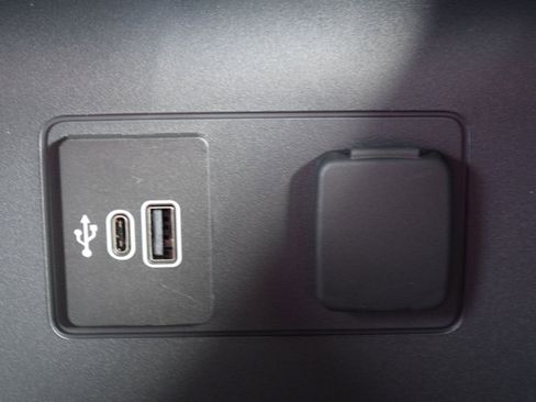 New 2026 Ford Explorer Platinum image 16