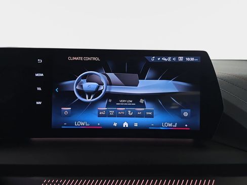 Used 2026 BMW 228i w/ Technology Package image 25