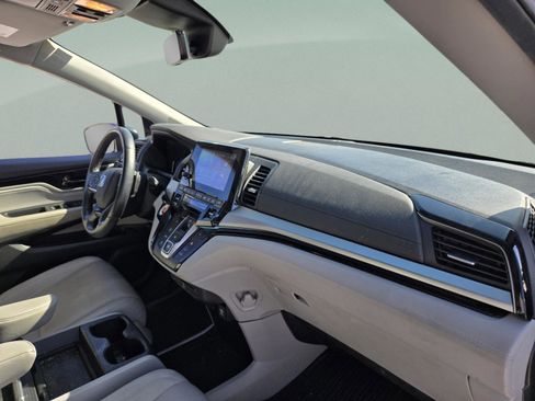 Used 2022 Honda Odyssey Touring image 11