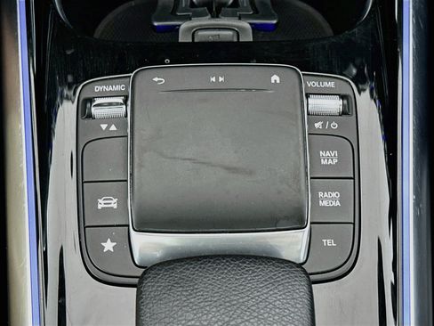 Used 2023 Mercedes-Benz GLA 250 4MATIC image 26