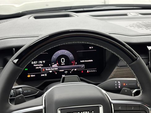 New 2026 GMC Acadia Denali Ultimate w/ LPO, Floor Liner Package AWD/4WD image 6