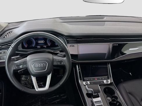 Used 2022 Audi Q7 2.0T Premium Plus w/ Premium Plus Package AWD/4WD image 24