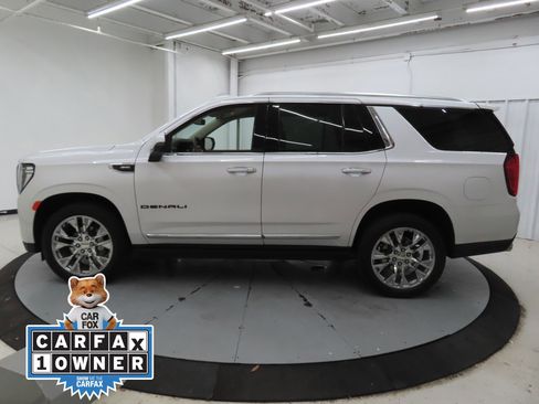 Used 2023 GMC Yukon Denali image 6