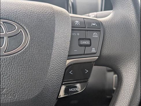 Used 2025 Toyota Camry LE image 17