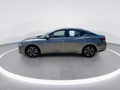 Used 2024 Nissan Sentra SV FWD image 5