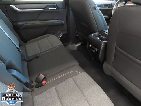 Used 2025 GMC Acadia Elevation image 26