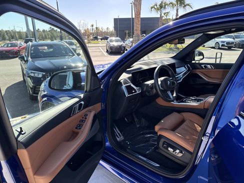 Used 2025 BMW X5 M60i image 19