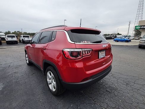 Certified 2018 Jeep Compass Latitude image 13