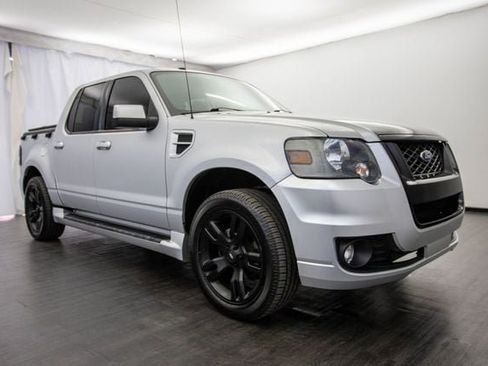 Used 2009 Ford Explorer Sport Trac Adrenalin image 28