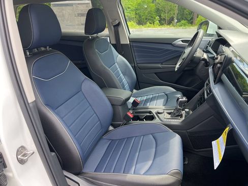New 2026 Volkswagen Taos SEL AWD/4WD image 23