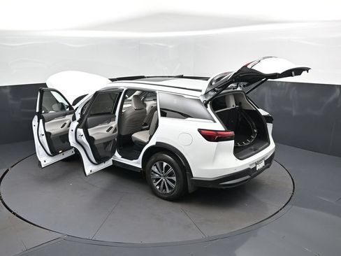 Certified 2026 INFINITI QX60 Pure w/ Cargo Package FWD image 48