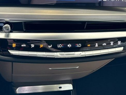 New 2026 Cadillac Lyriq Signature Sport w/ Nappa Leather Package image 21