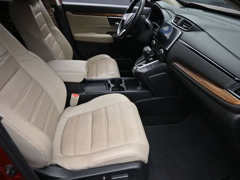 Used 2017 Honda CR-V Touring image 9
