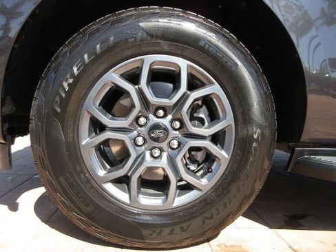 Certified 2025 Ford Expedition Max Active image 8