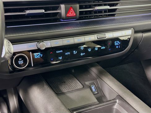 Used 2024 Hyundai Ioniq 6 SEL image 24