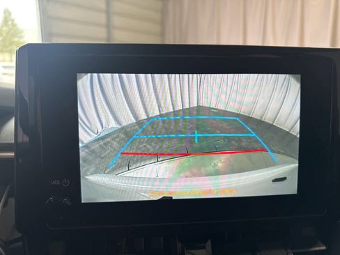 Used 2024 Toyota Corolla LE image 28