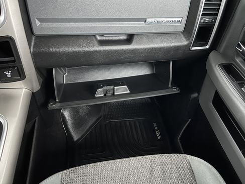 Used 2016 RAM 1500 Big Horn image 33