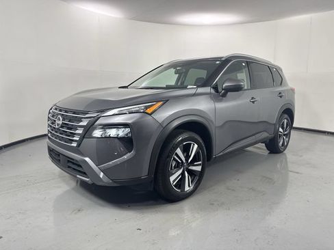 Used 2026 Nissan Rogue SL AWD/4WD image 24