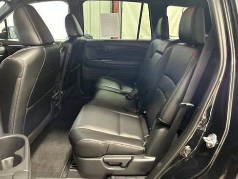 Certified 2023 Honda Passport EX-L image 18
