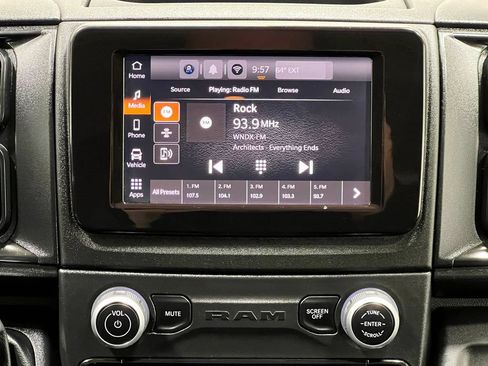 Used 2023 RAM ProMaster 3500 FWD image 23