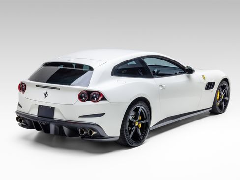 Certified 2017 Ferrari GTC4Lusso AWD/4WD image 7