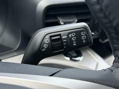 Certified 2024 Ford Explorer XLT AWD/4WD image 25