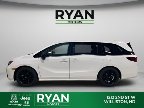 Used 2025 Honda Odyssey Sport-L image 6