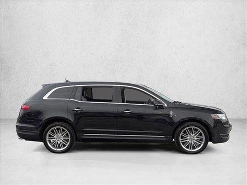 Used 2015 Lincoln MKT AWD w/ Equipment Group 201A image 4