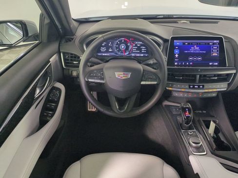 Used 2022 Cadillac CT5 Premium Luxury RWD image 17