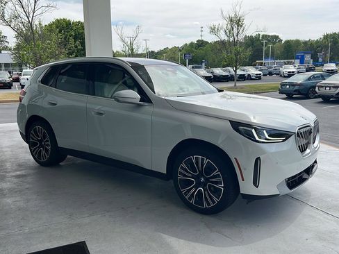 New 2026 BMW X3 xDrive30 w/ Premium Package AWD/4WD image 6