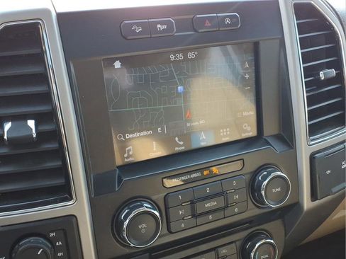 Used 2018 Ford F150 Lariat image 8