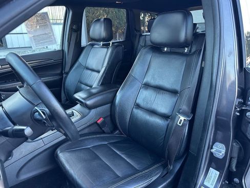 Used 2015 Jeep Grand Cherokee Limited w/ Trailer Tow Group IV image 16