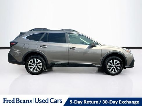 Used 2021 Subaru Outback Premium w/ Popular Package #1 AWD/4WD image 10